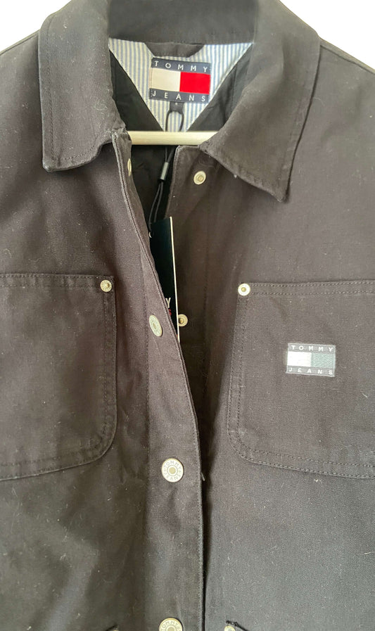 BITAMBS Tommy Hilfiger black cotton canvas workwear jacket, back view showing a structured collar and clean design.
