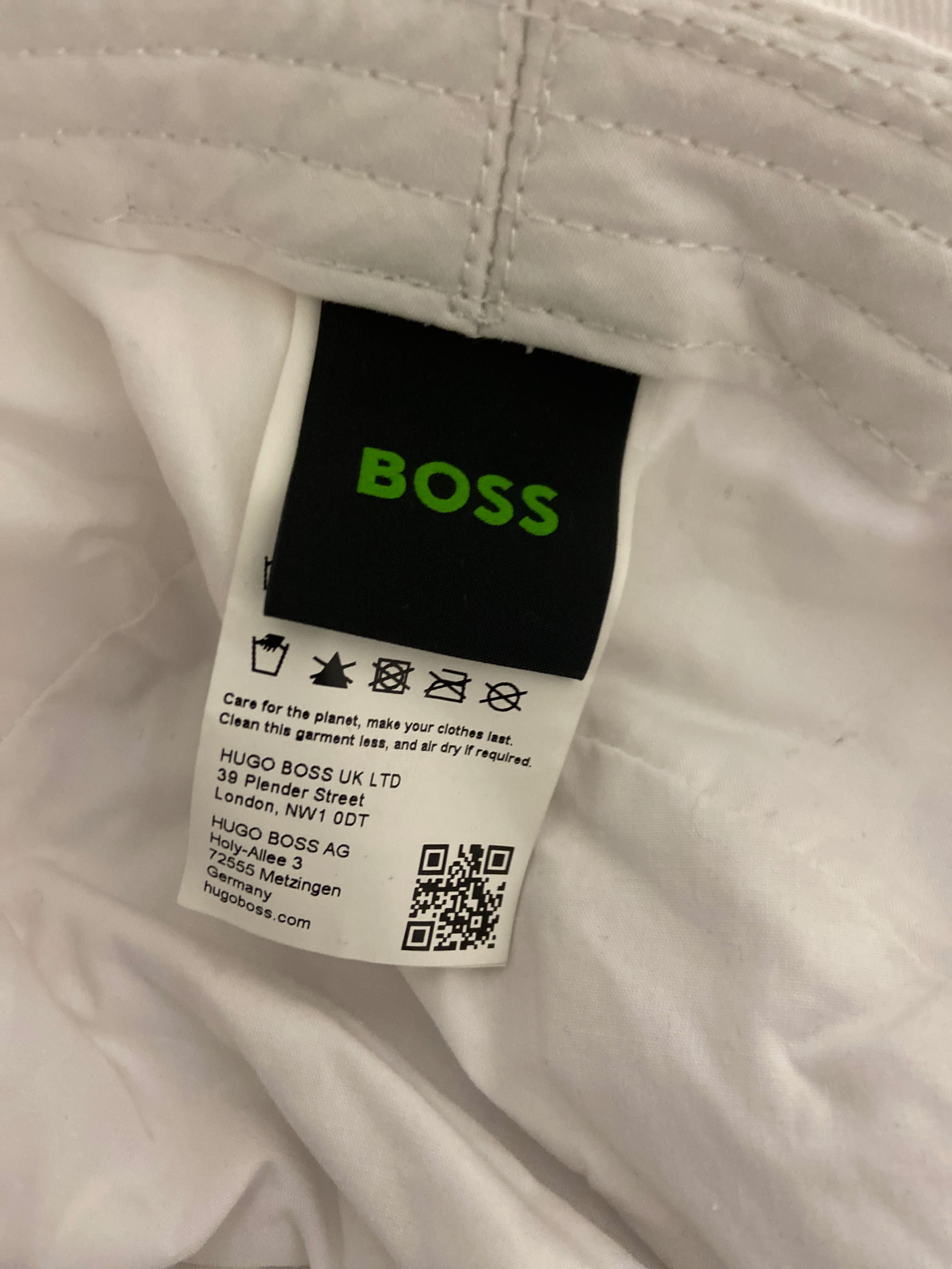Bob BOSS Tennis Club Noir Brodé – Logo Raquettes