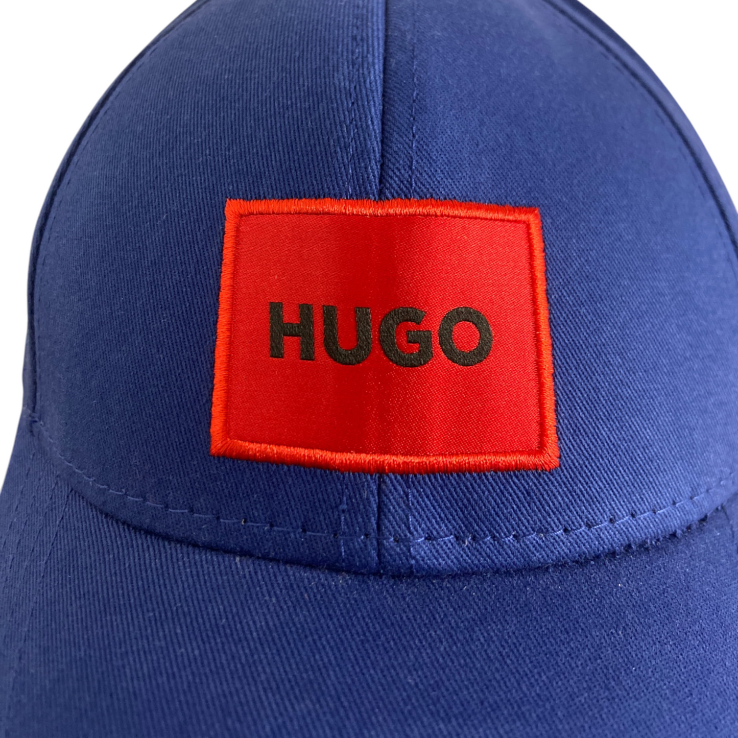Casquette HUGO à Écusson Rouge – Baseball Cap Homme Premium