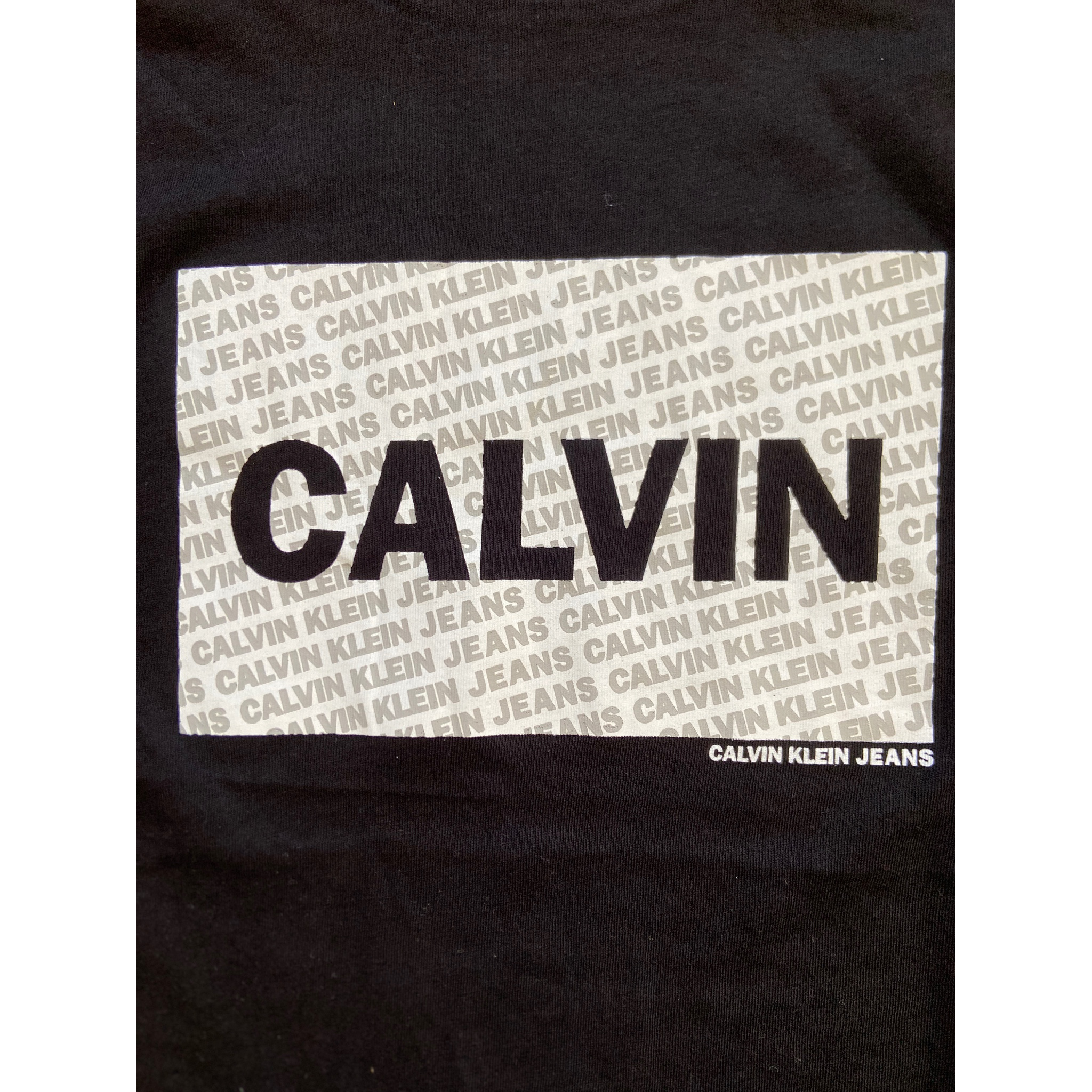 T-Shirt Calvin Klein Jeans Enfant Noir – T-Shirt Manches Longues Logo CALVIN