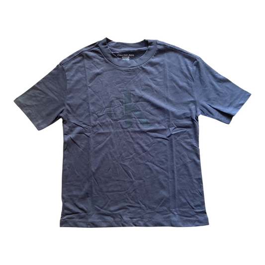 T-shirt Calvin Klein Jeans Garçon Gris Anthracite Logo CK Embossé