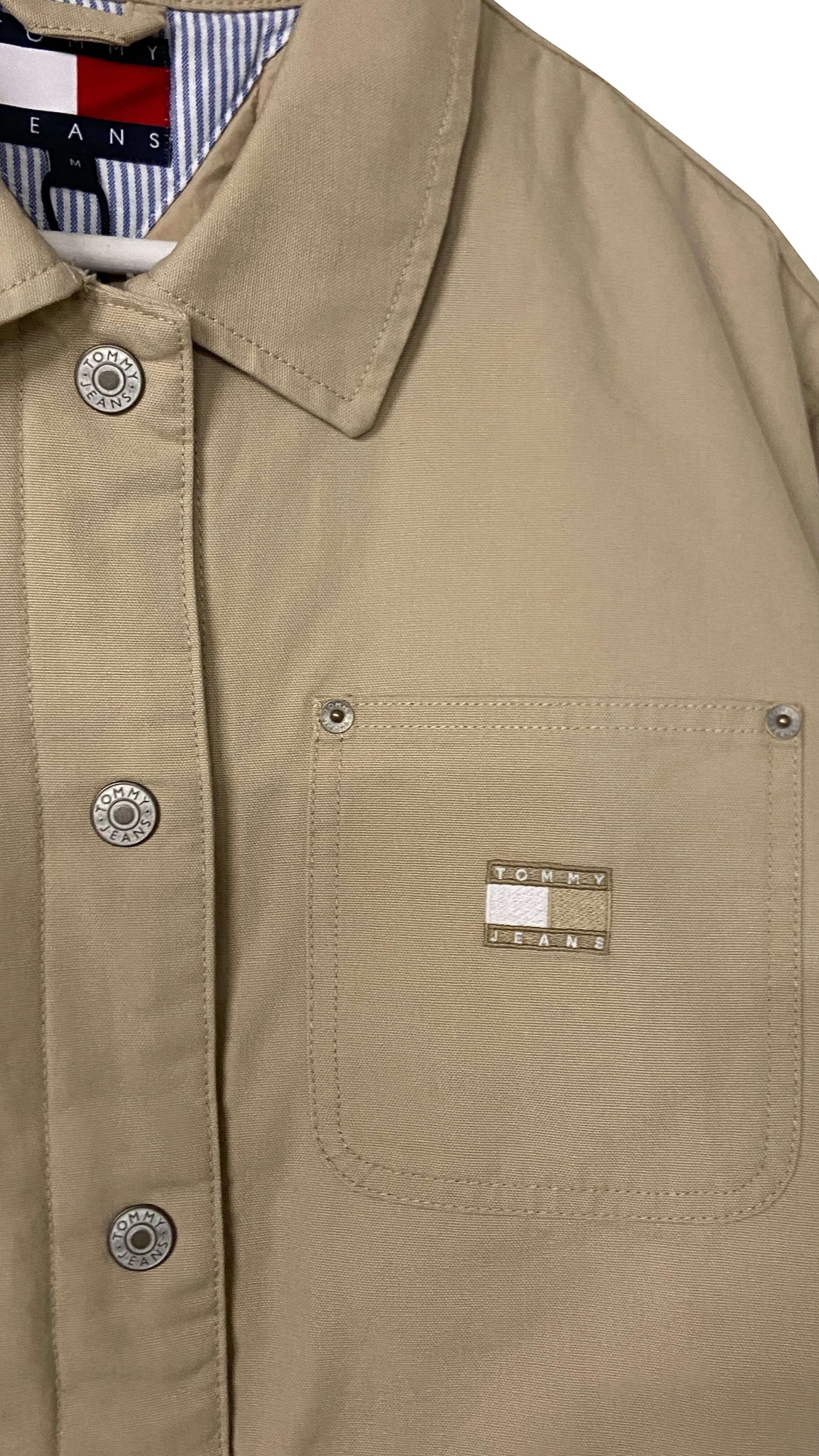 BITAMBS Tommy Hilfiger beige cotton canvas workwear jacket with branded metal buttons and chest pocket logo